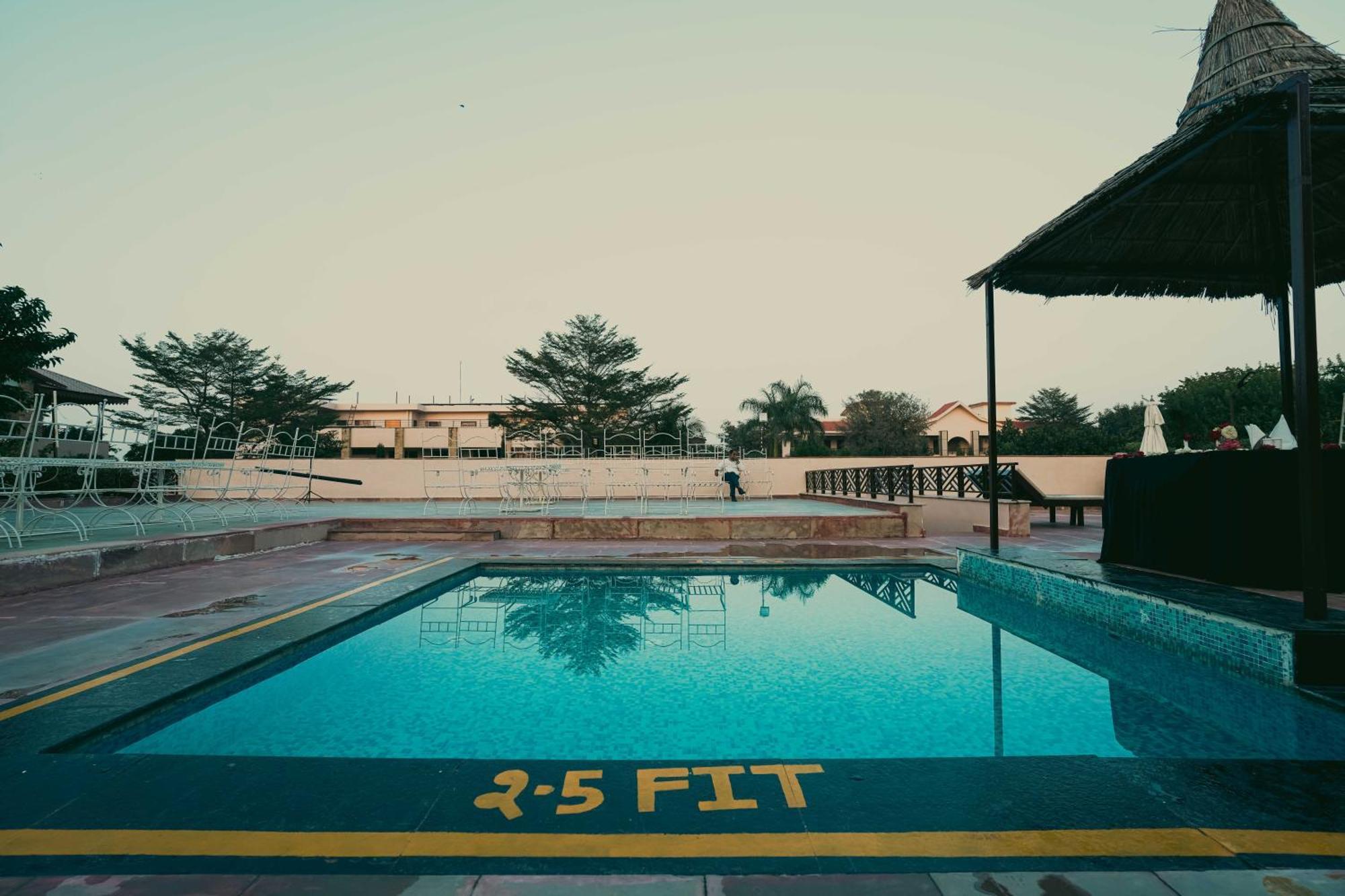 סוואי מדופור Abhyaran Resort & Spa Ranthambore מראה חיצוני תמונה