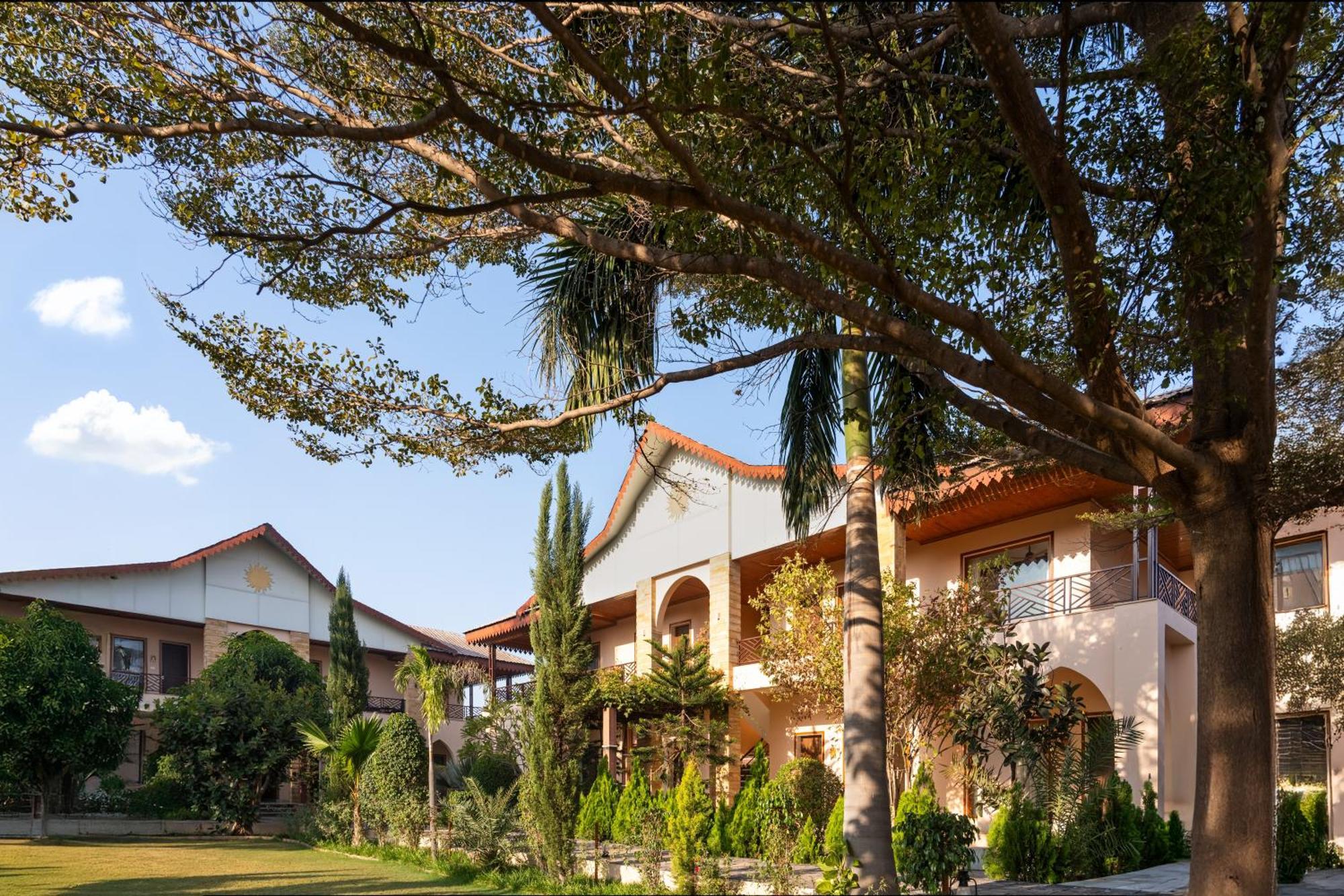 סוואי מדופור Abhyaran Resort & Spa Ranthambore מראה חיצוני תמונה