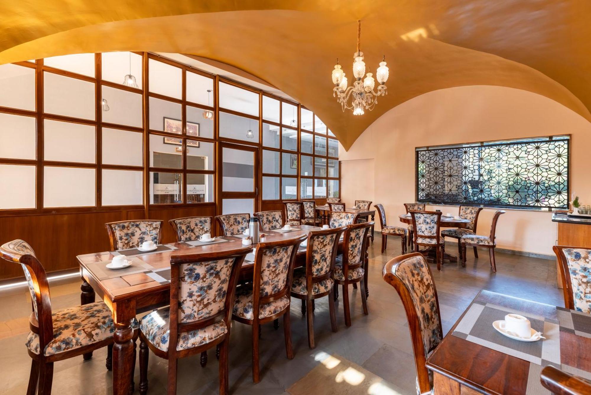 סוואי מדופור Abhyaran Resort & Spa Ranthambore מראה חיצוני תמונה