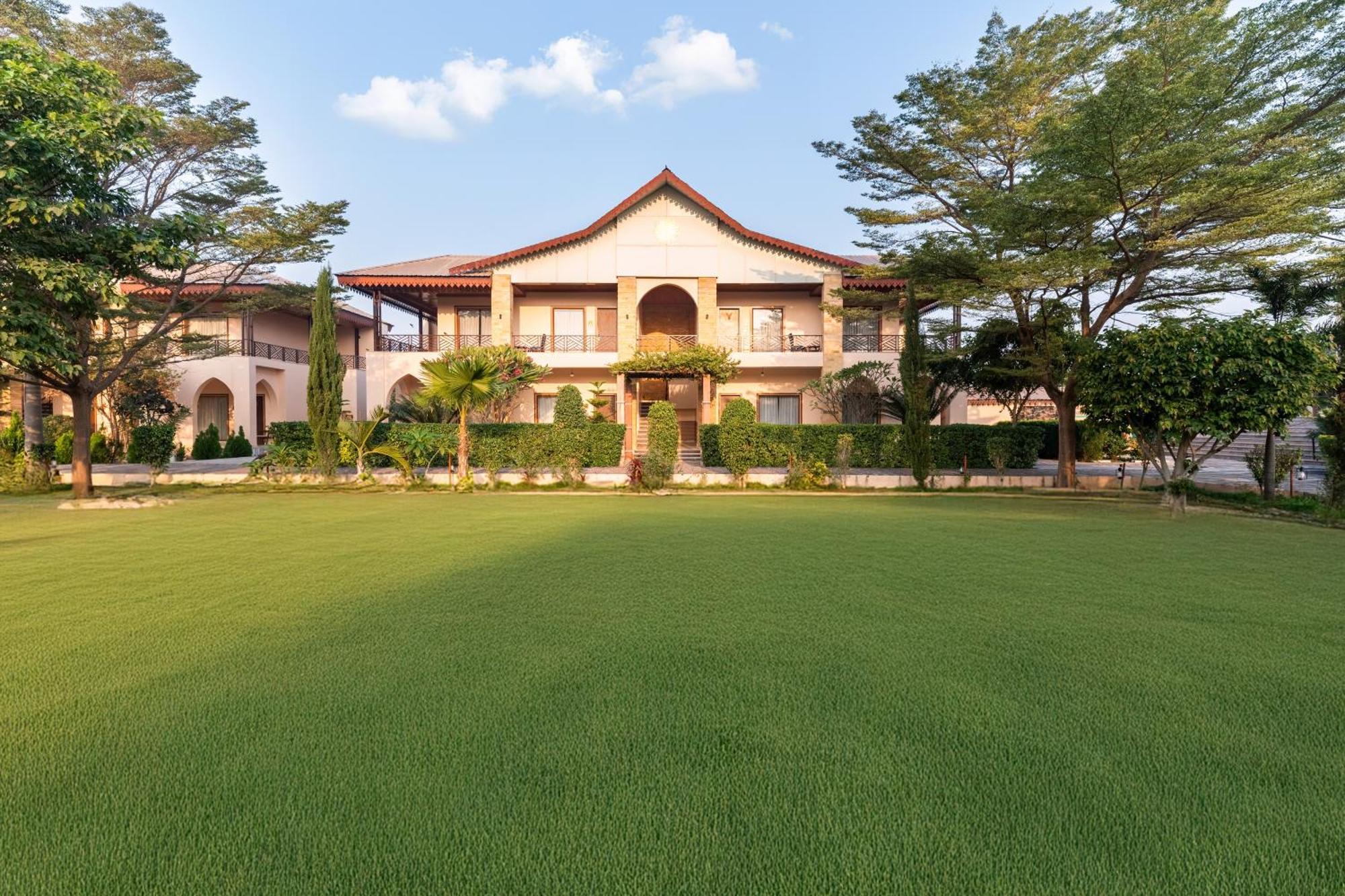 סוואי מדופור Abhyaran Resort & Spa Ranthambore מראה חיצוני תמונה