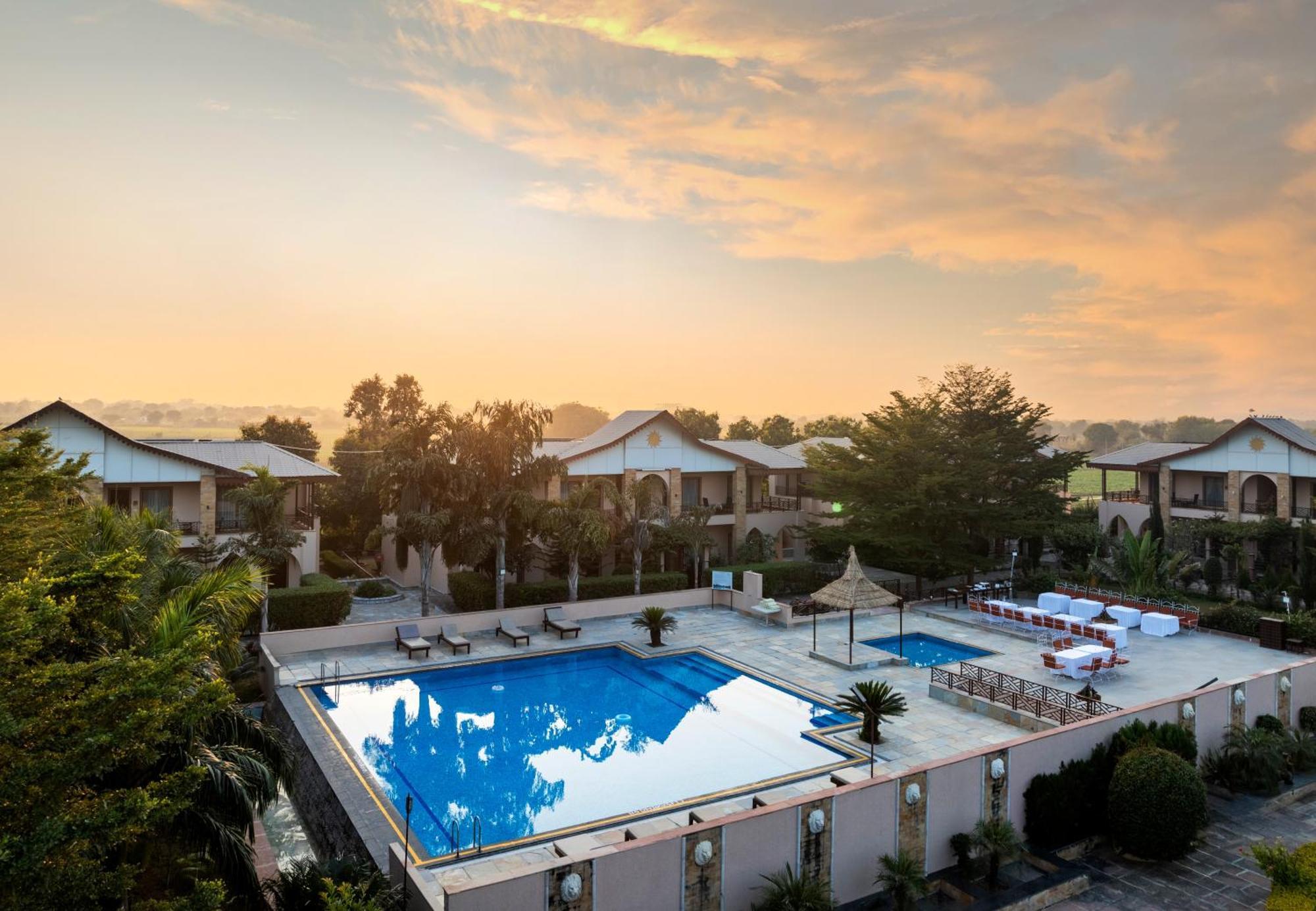 סוואי מדופור Abhyaran Resort & Spa Ranthambore מראה חיצוני תמונה